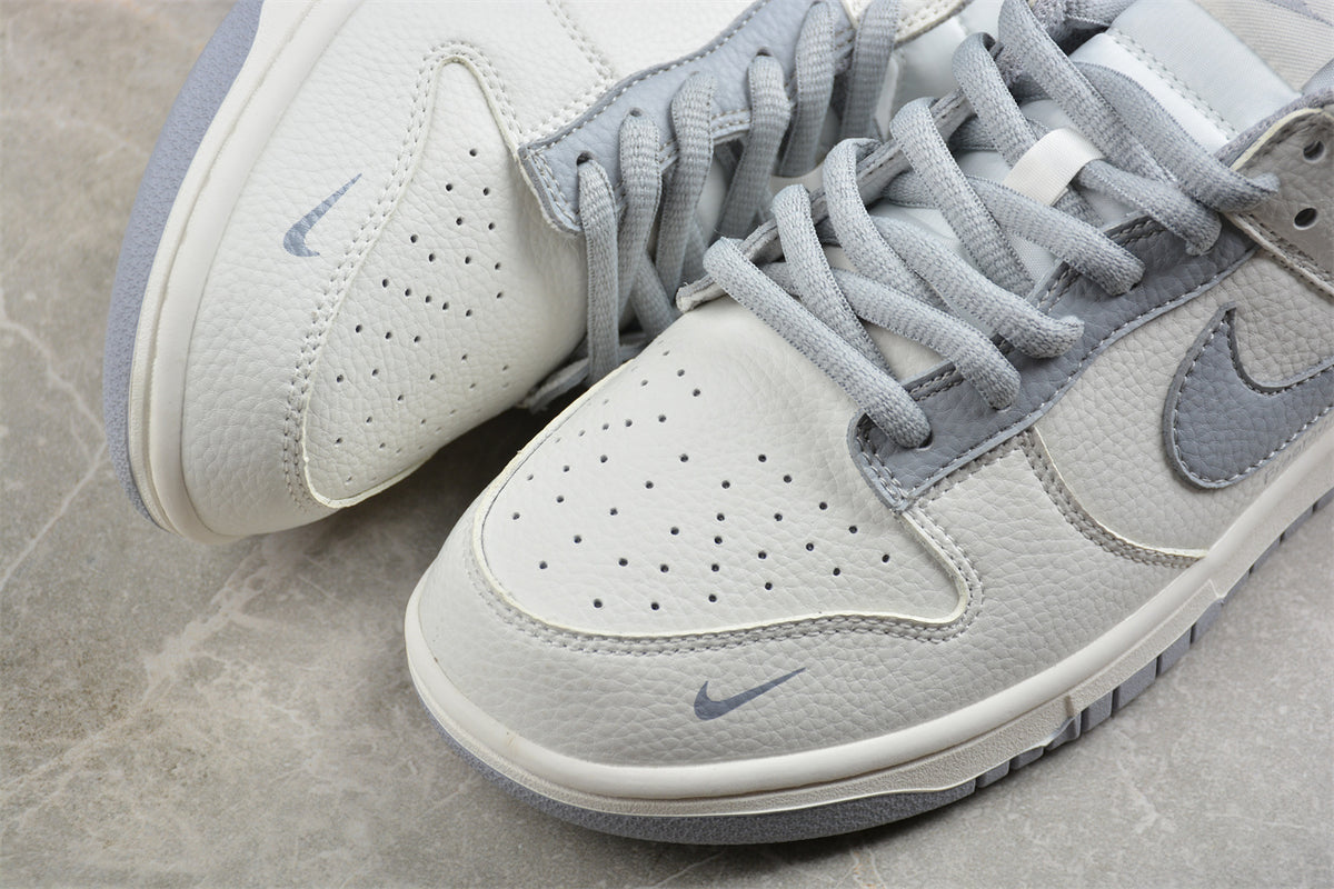 Nike SB Dunk Low Fragment Design "Light Grey"