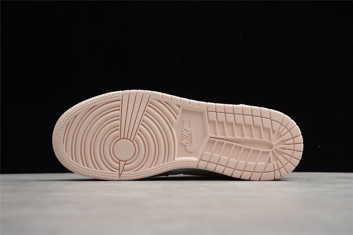 Air Jordan 1 Mid SE GS 'Arctic Pink' (DC9517-600) - Best Reps Website 2025