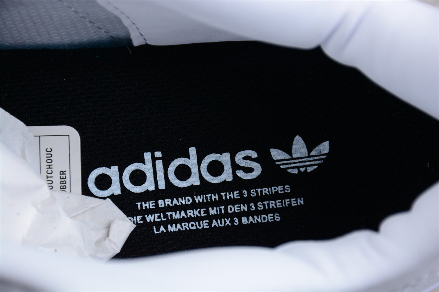 adidas Forum 84 Low Premium in Cloud White / Core Black / Easy Yellow