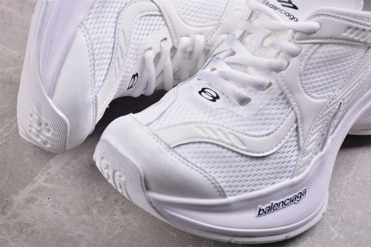  Balenciaga Circuit All-White 