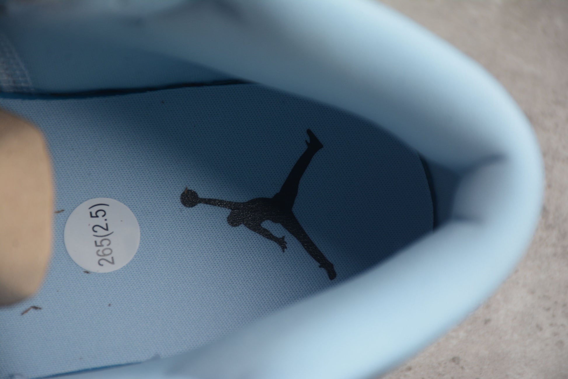 Nike Air Jordan 1 Mid SE "White Ice Blue Black UNC" GS - Best Reps Website 2025