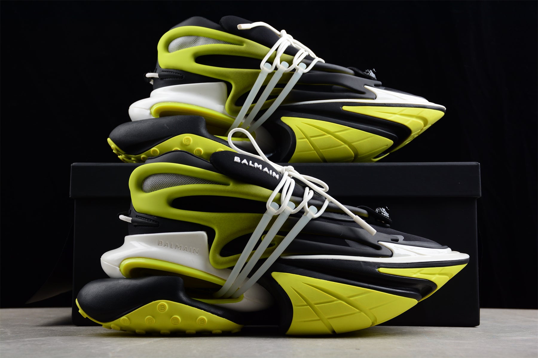 Balmain Unicorn Low-Top Sneakers in Black/Yellow – Neoprene &amp; Leather - Best Reps Website 2025