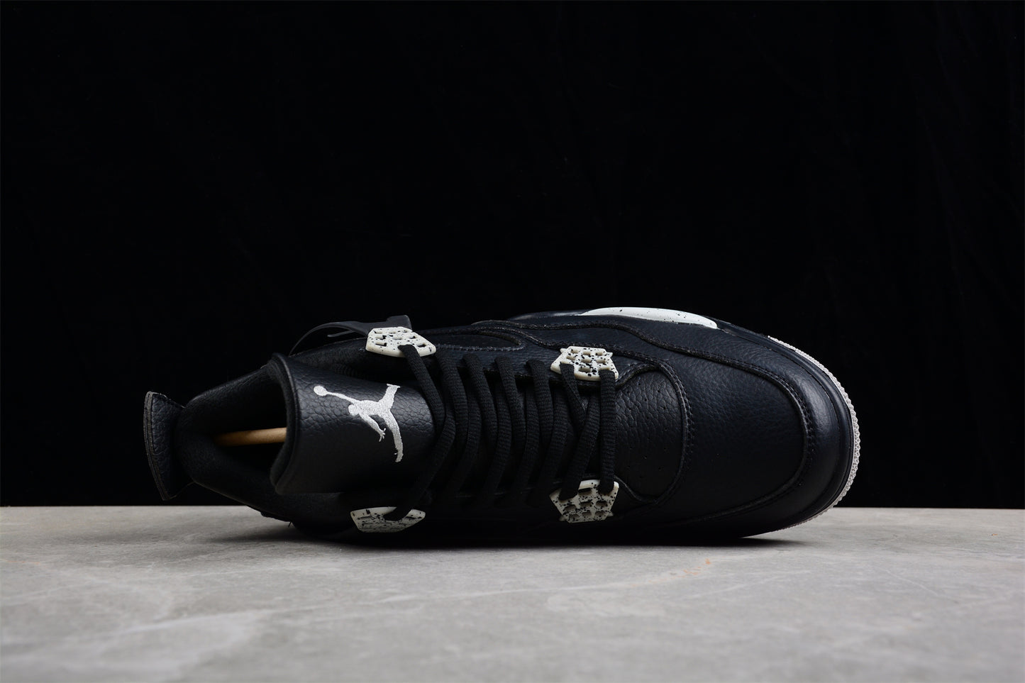 Air Jordan 4 Retro GS "Oreo" - Best Reps Website 2025
