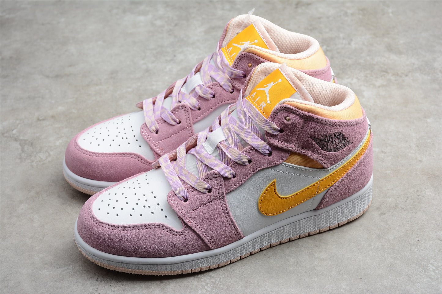 Air Jordan 1 Mid SE GS 'Arctic Pink' (DC9517-600) - Best Reps Website 2025