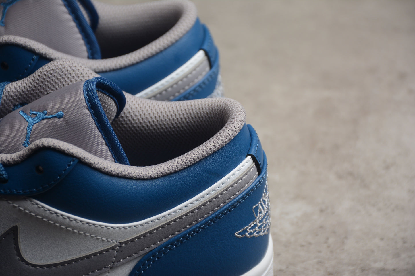 Nike Air Jordan 1 Low "True Blue/Cement Grey"