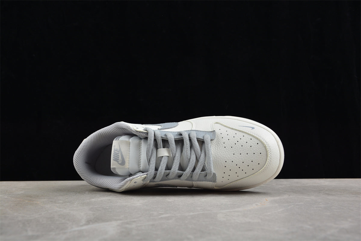 Nike SB Dunk Low Fragment Design "Light Grey"