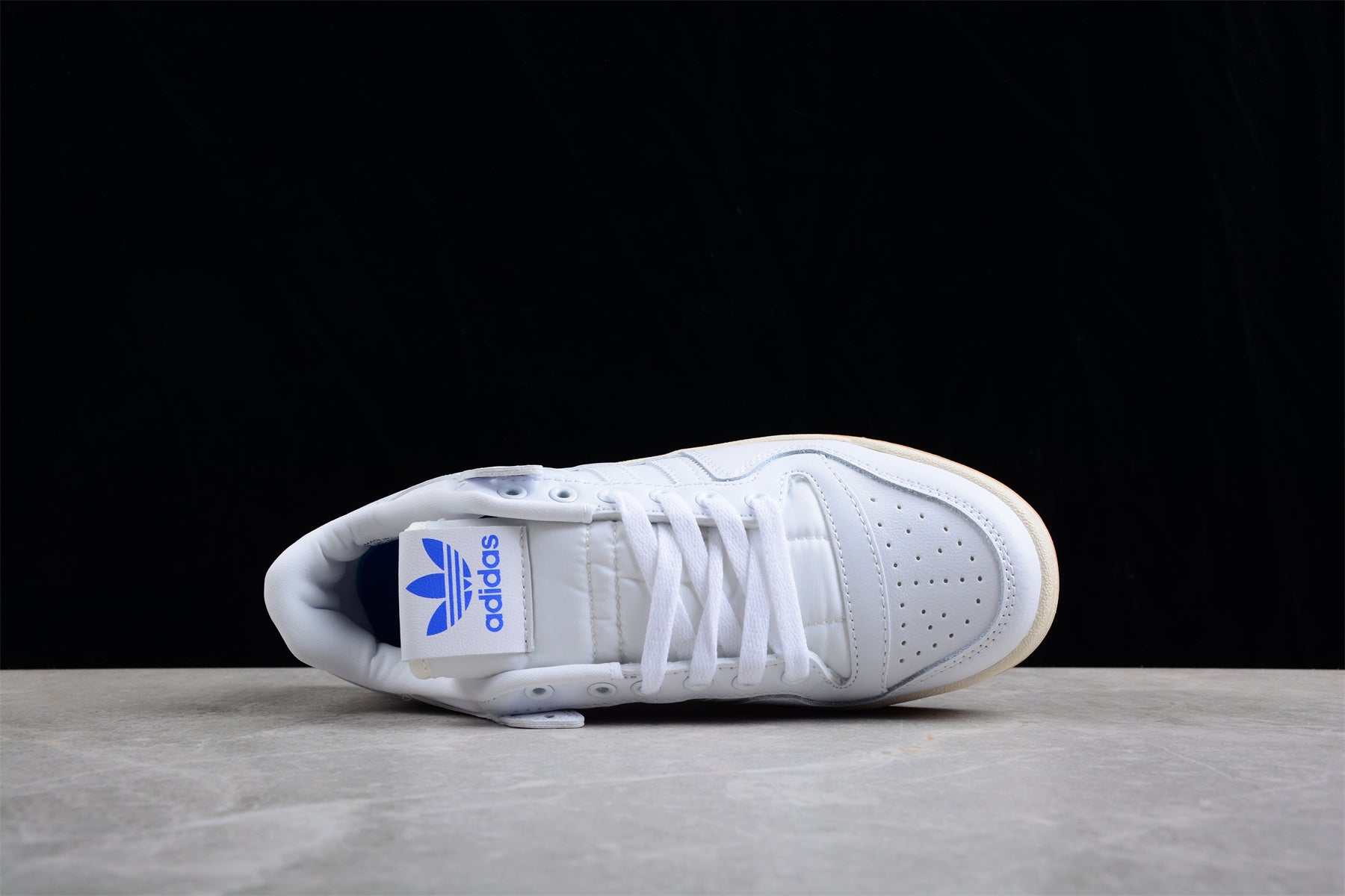 adidas Forum 84 Low "White/Blue Bird"