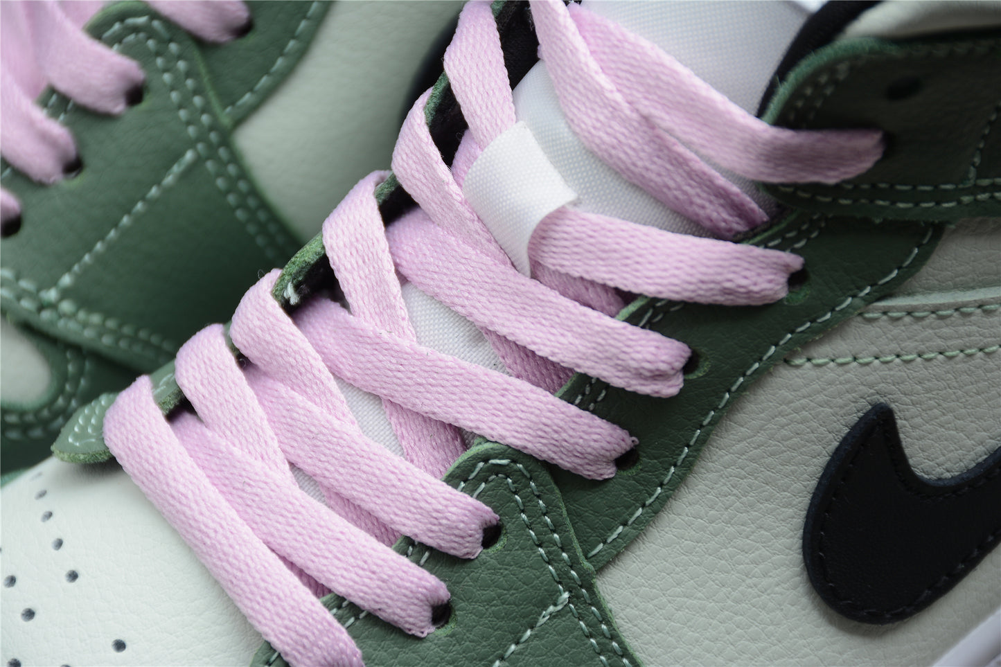 Air Jordan 1 Mid SE "Dutch Green" - Best Reps Website 2025
