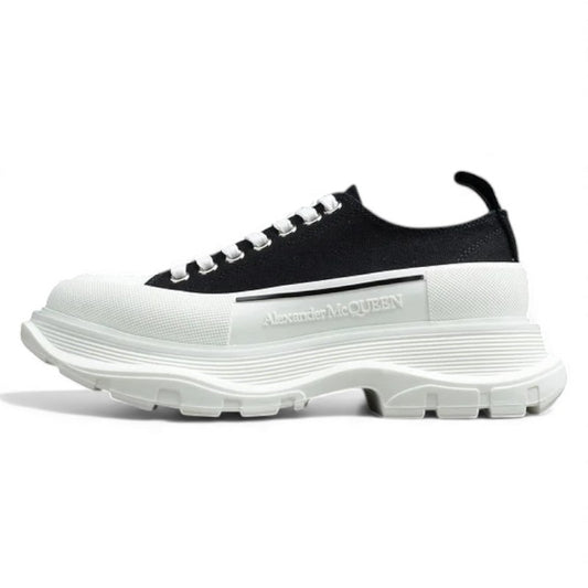 Alexander McQueen Tread Slick Low-Top Sneakers – Black/White