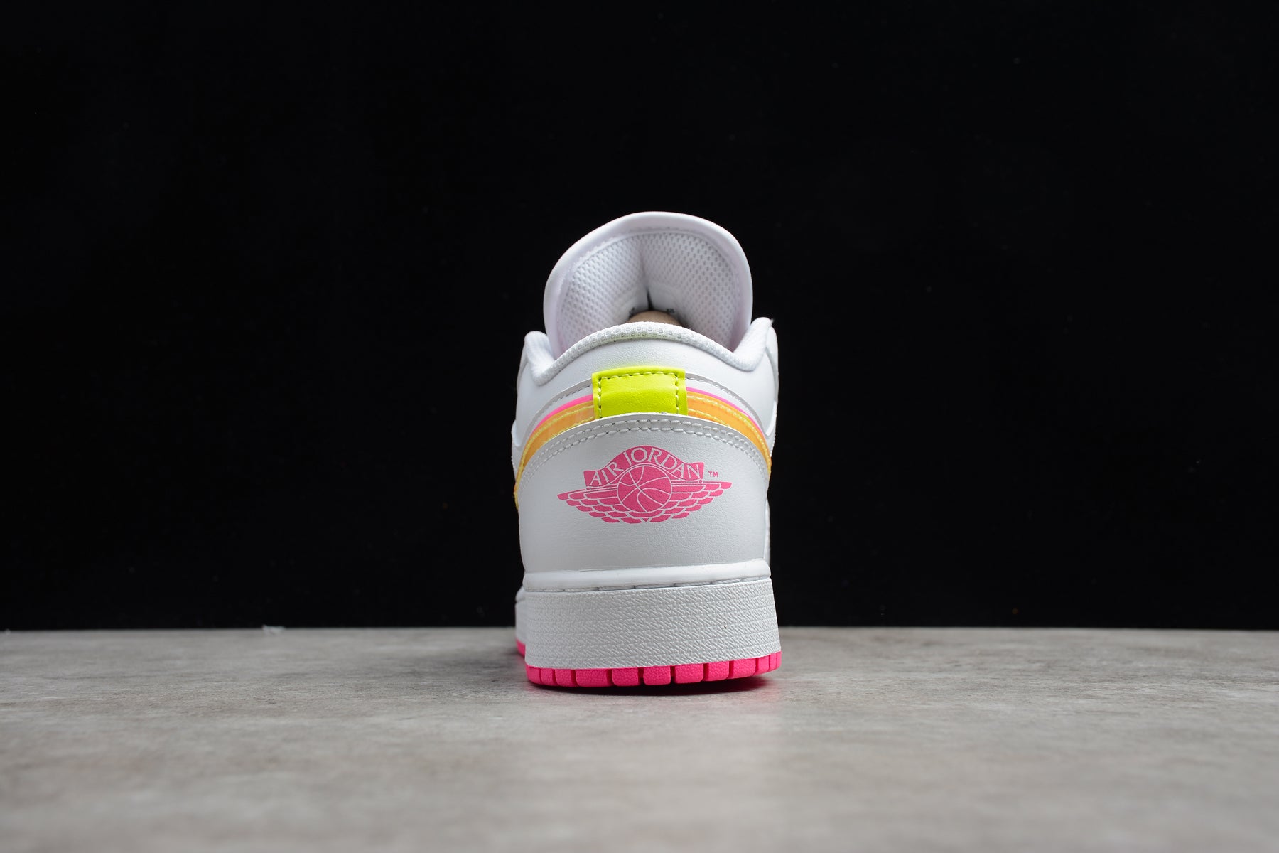 Nike Air Jordan 1 Low GS "Edge Glow"