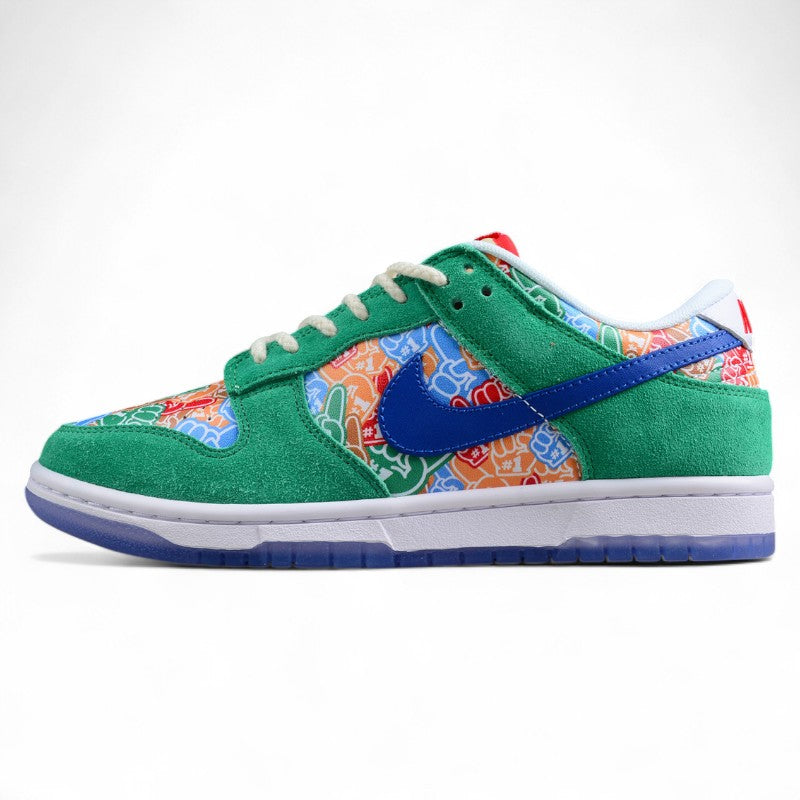 Nike Dunk Low "Foam Finger"