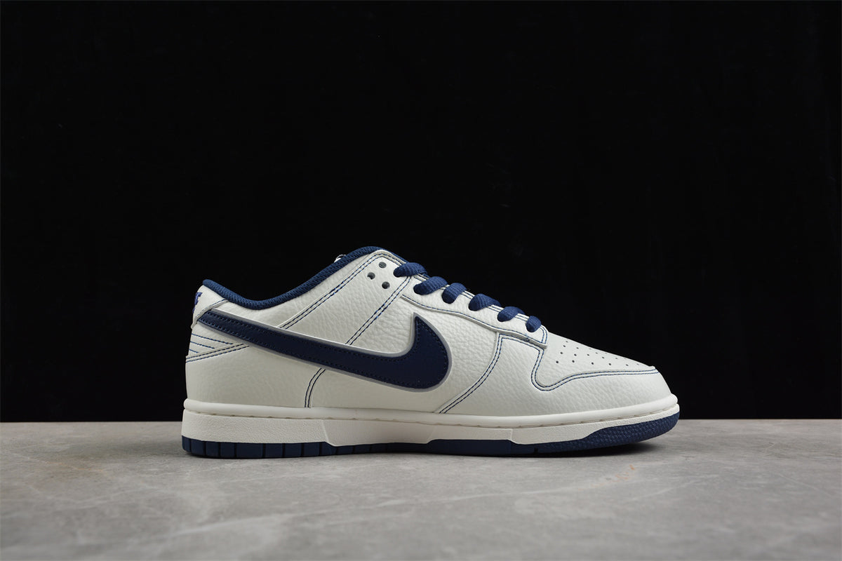 Nike SB Dunk Low x Undefeated White/Navy