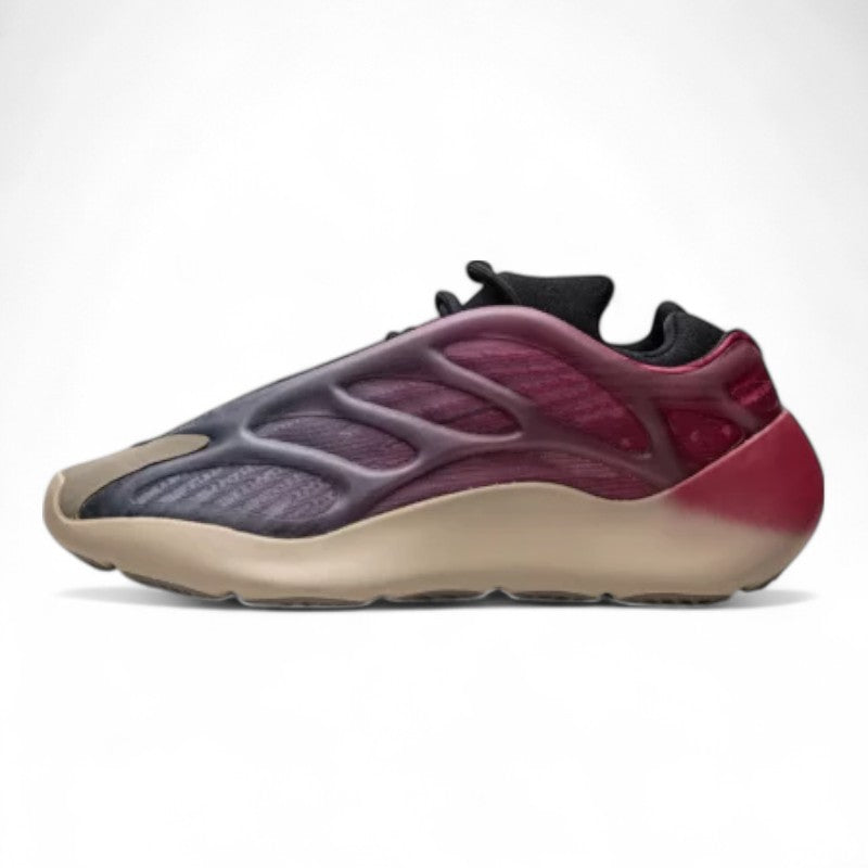  Yeezy 700 V3 'Fade Carbon' 