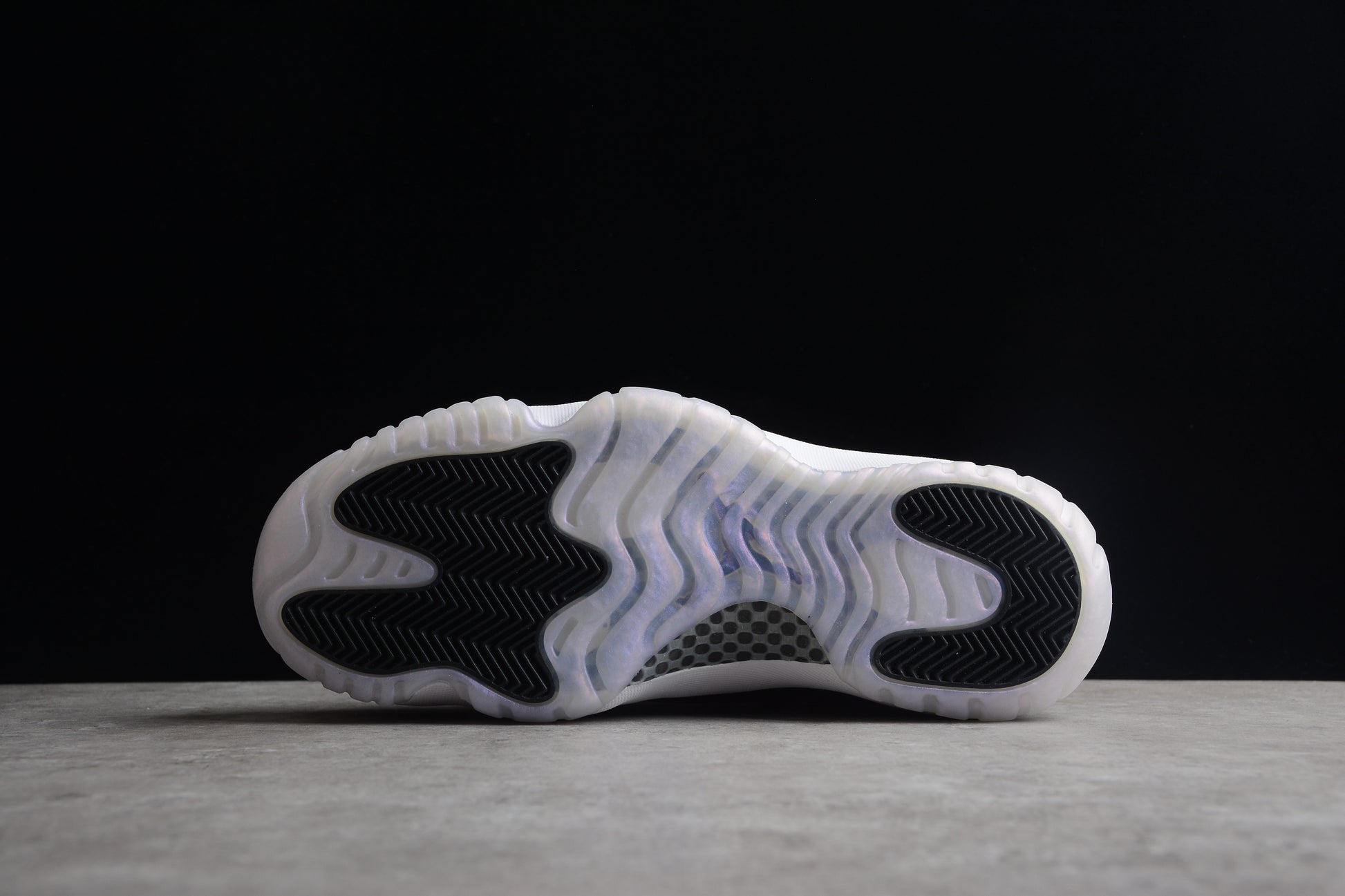 Air Jordan 11 Low " Easter " - Best Reps Website 2025