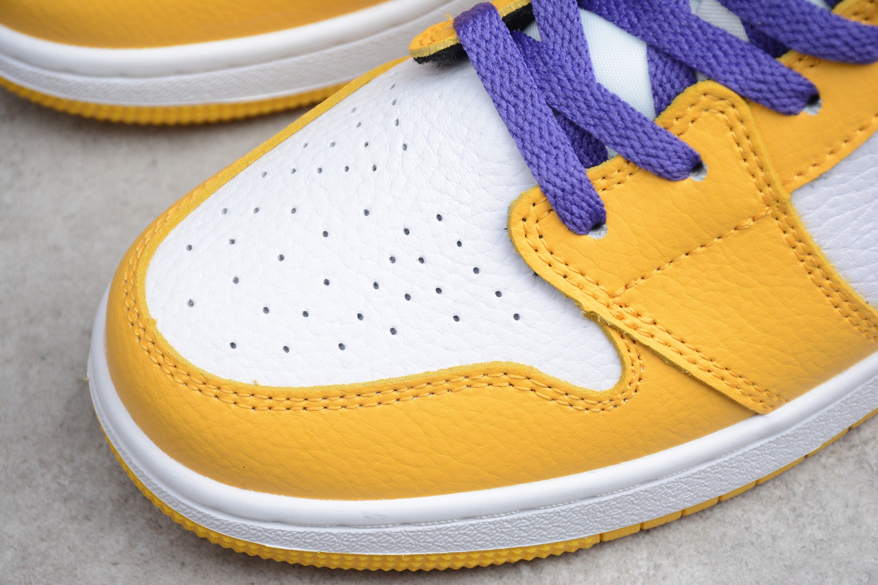 Nike Air Jordan 1 Mid "Lakers" BQ6931-700 - Best Reps Website 2025