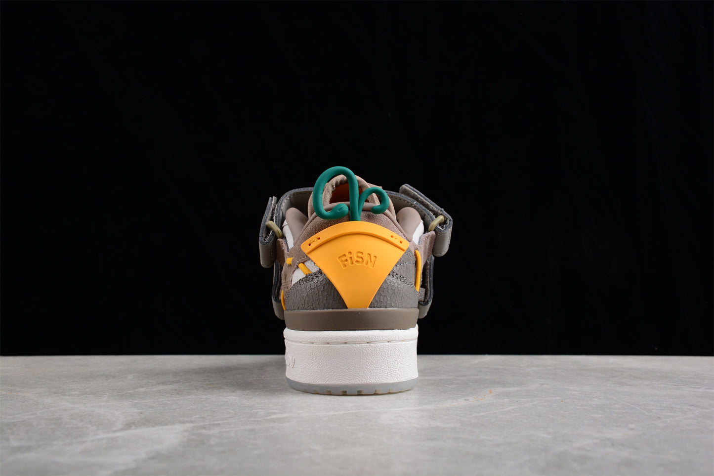 Forum FiSN × adidas Originals 84 Low 'Simple Brown'