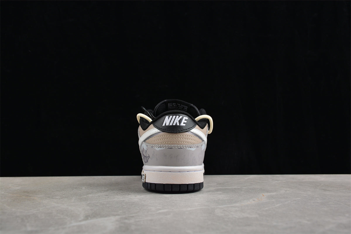 Nike Dunk Low "Joker"