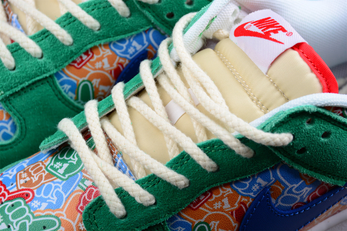 Nike Dunk Low "Foam Finger"