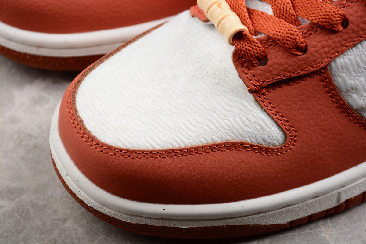 Nike Dunk Low SE Sun Club