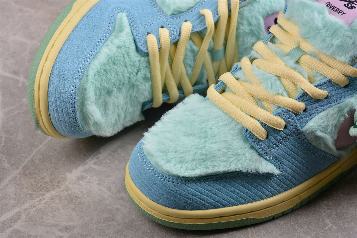 Verdy x Nike SB Dunk Low "Visty"