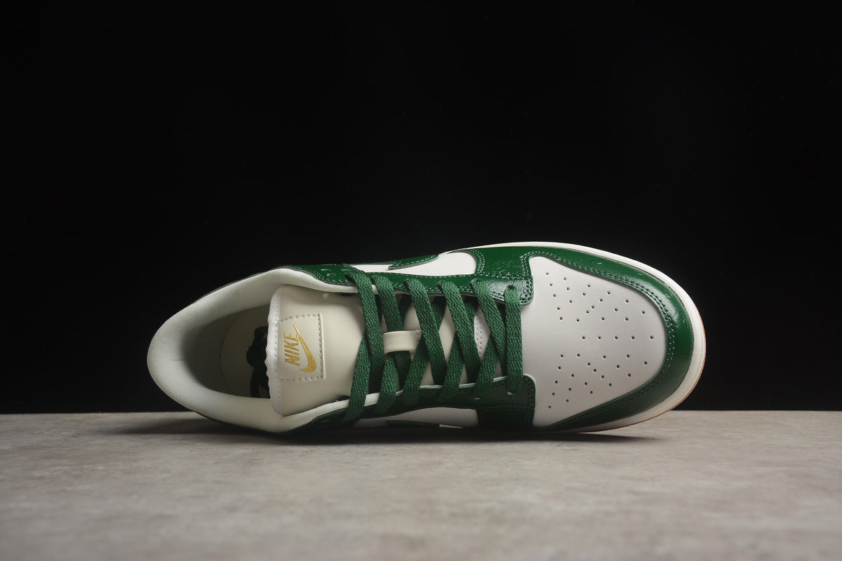 Nike SB Dunk Low "Gorge Green"