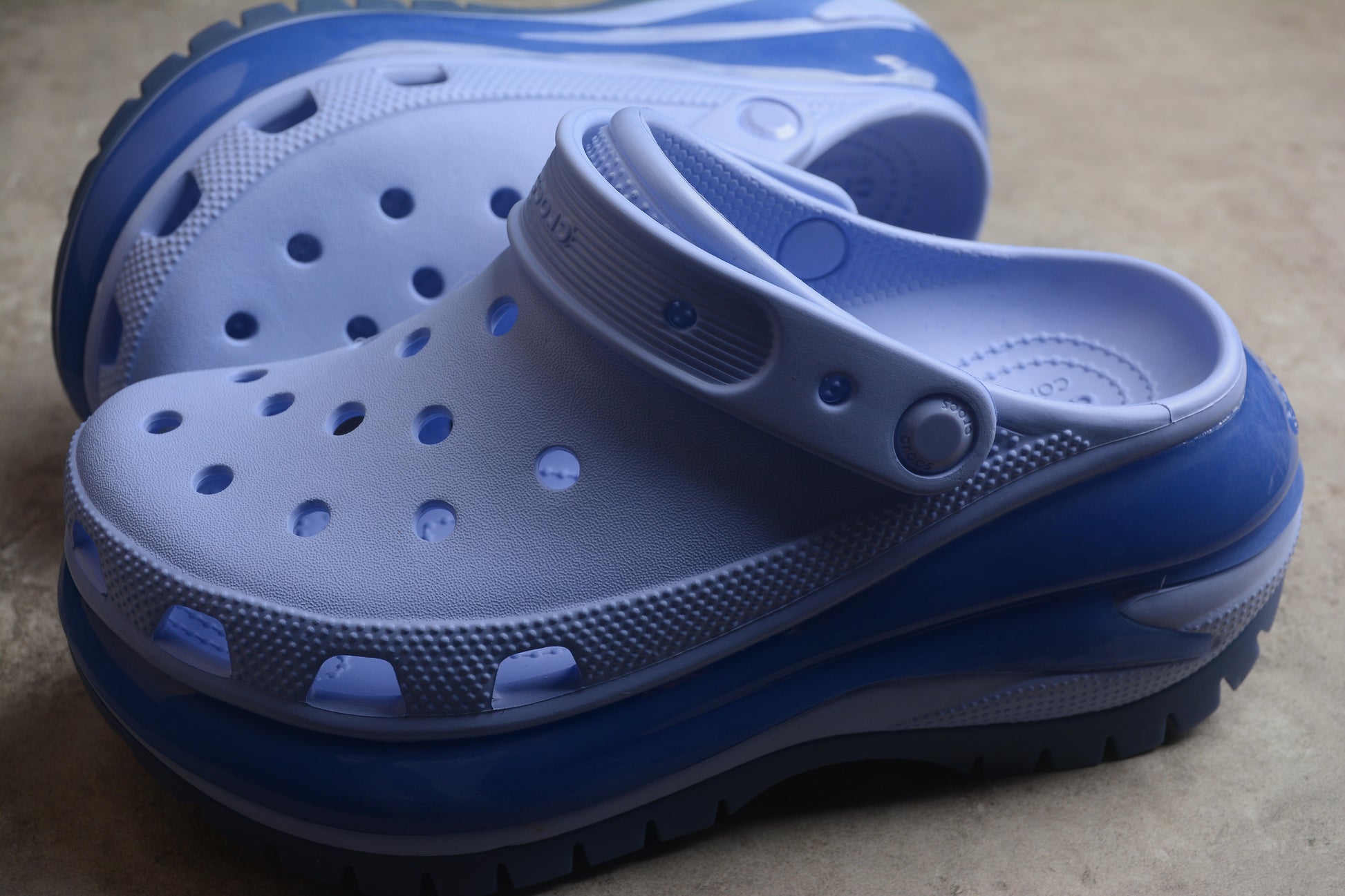 Crocs Mega Crush Matte Clog – Moon Jelly