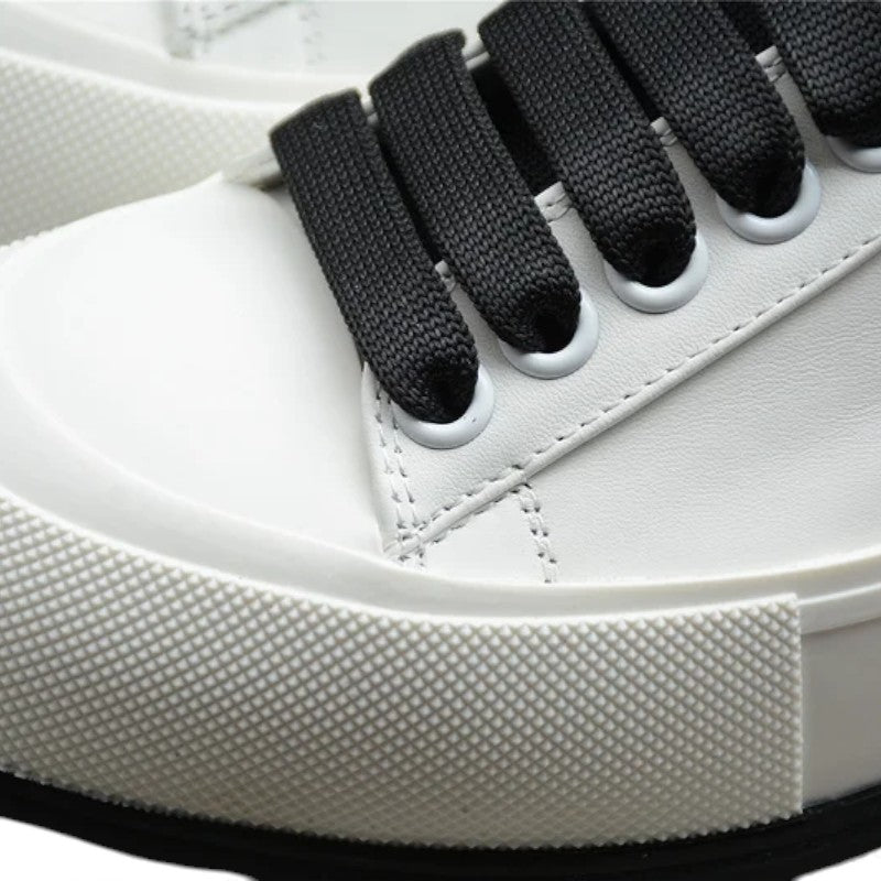 Alexander McQueen Vulcanized Low-Top Sneakers – Black &White