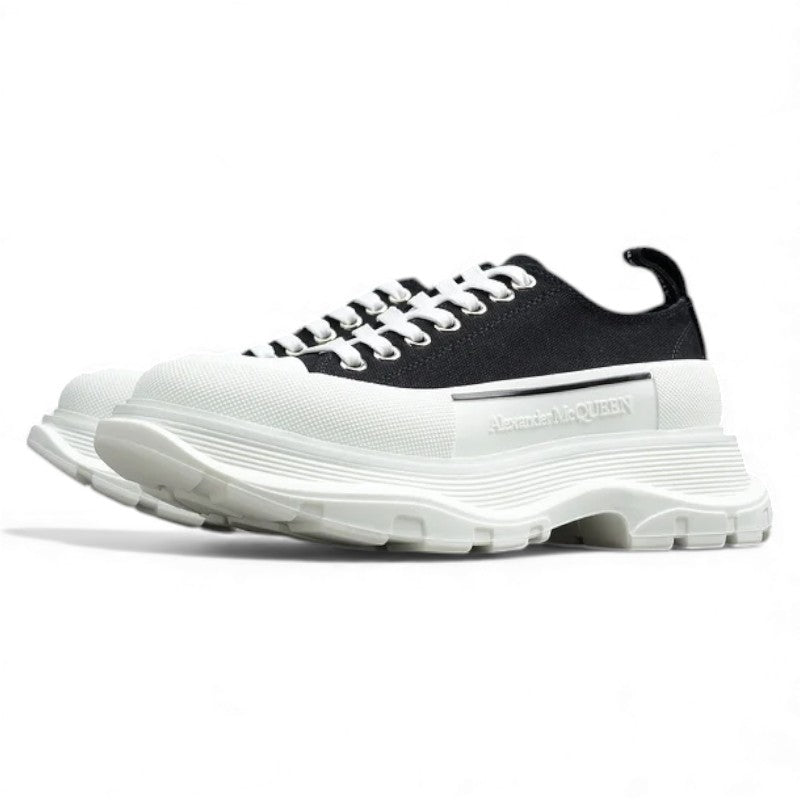 Alexander McQueen Tread Slick Low-Top Sneakers – Black/White