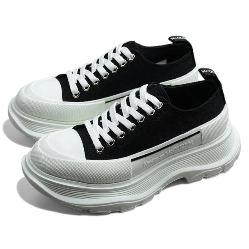 Alexander McQueen Tread Slick Low-Top Sneakers – Black/White