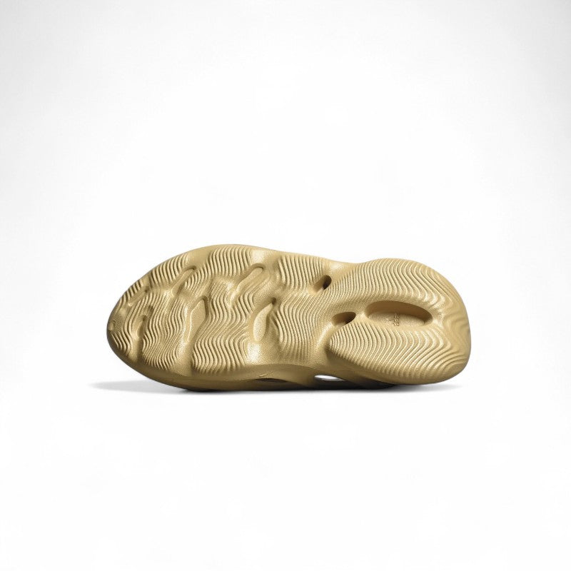  Yeezy Foam Runner ‘Ochre’ 