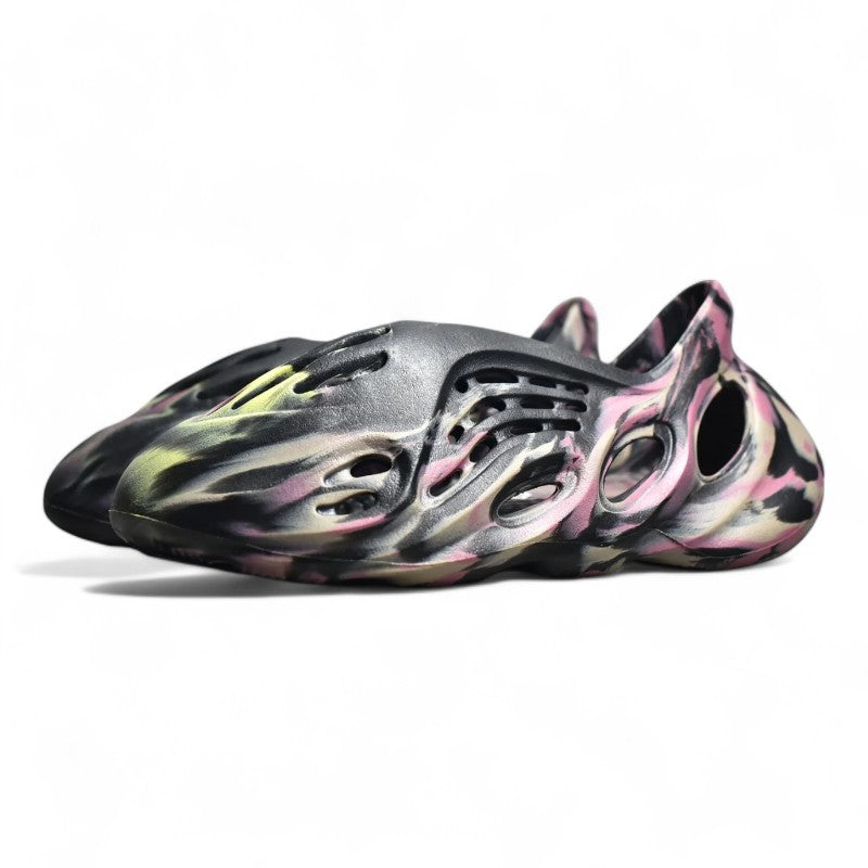  Foam Runners Replica ‘MX Carbon’ 